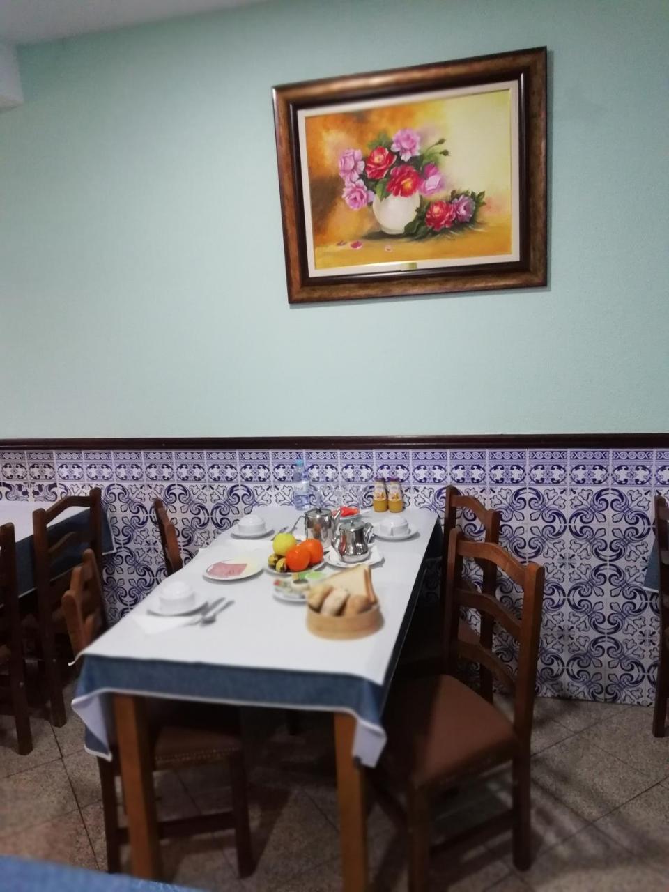 Hospedaria Nunes Pinto ترمس دي ساو بيدرو دو سول المظهر الخارجي الصورة